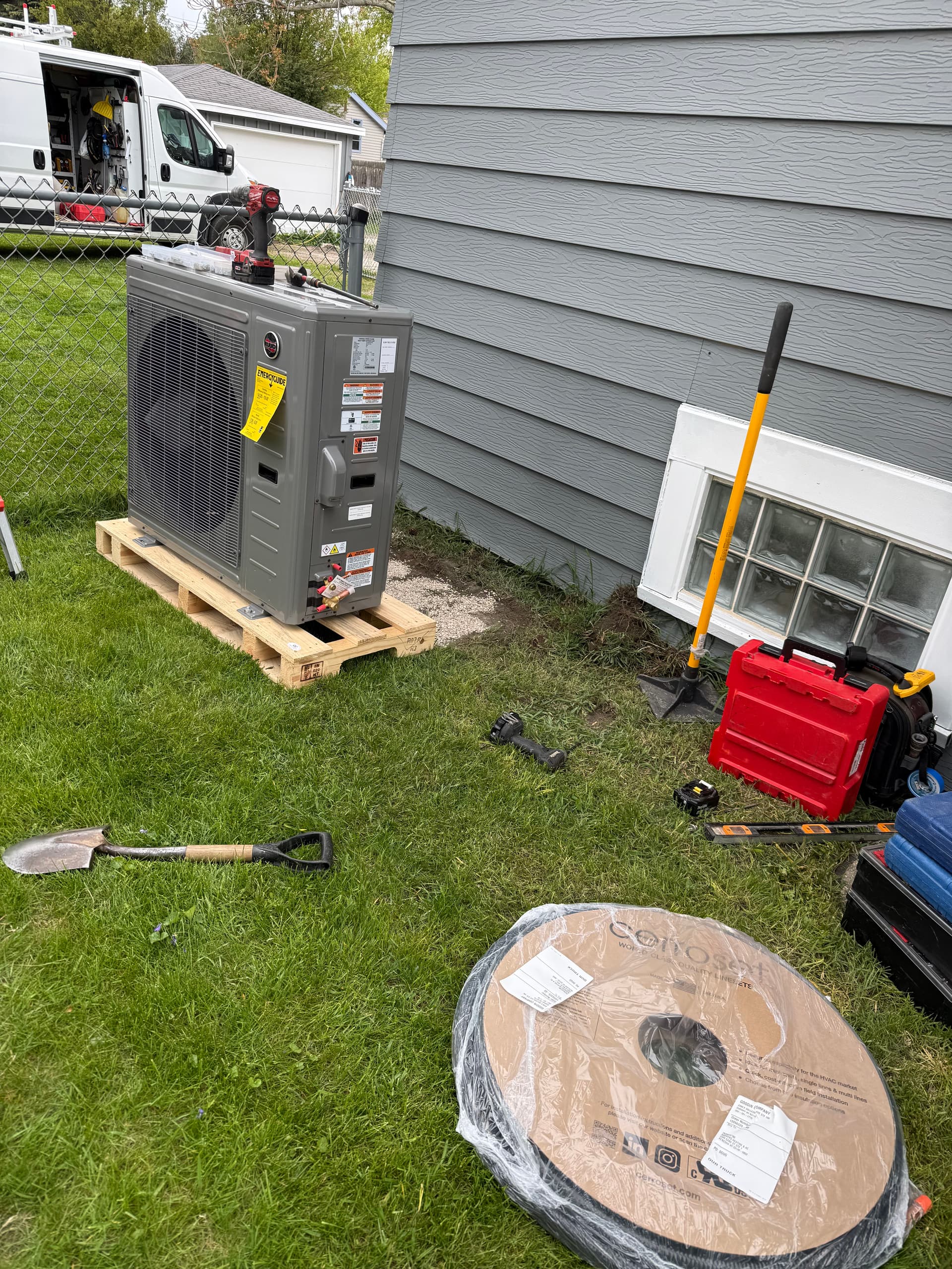 Gallery photos for Side Discharge Heat Pump With Dual Fuel Install in Kenosha: Image #1