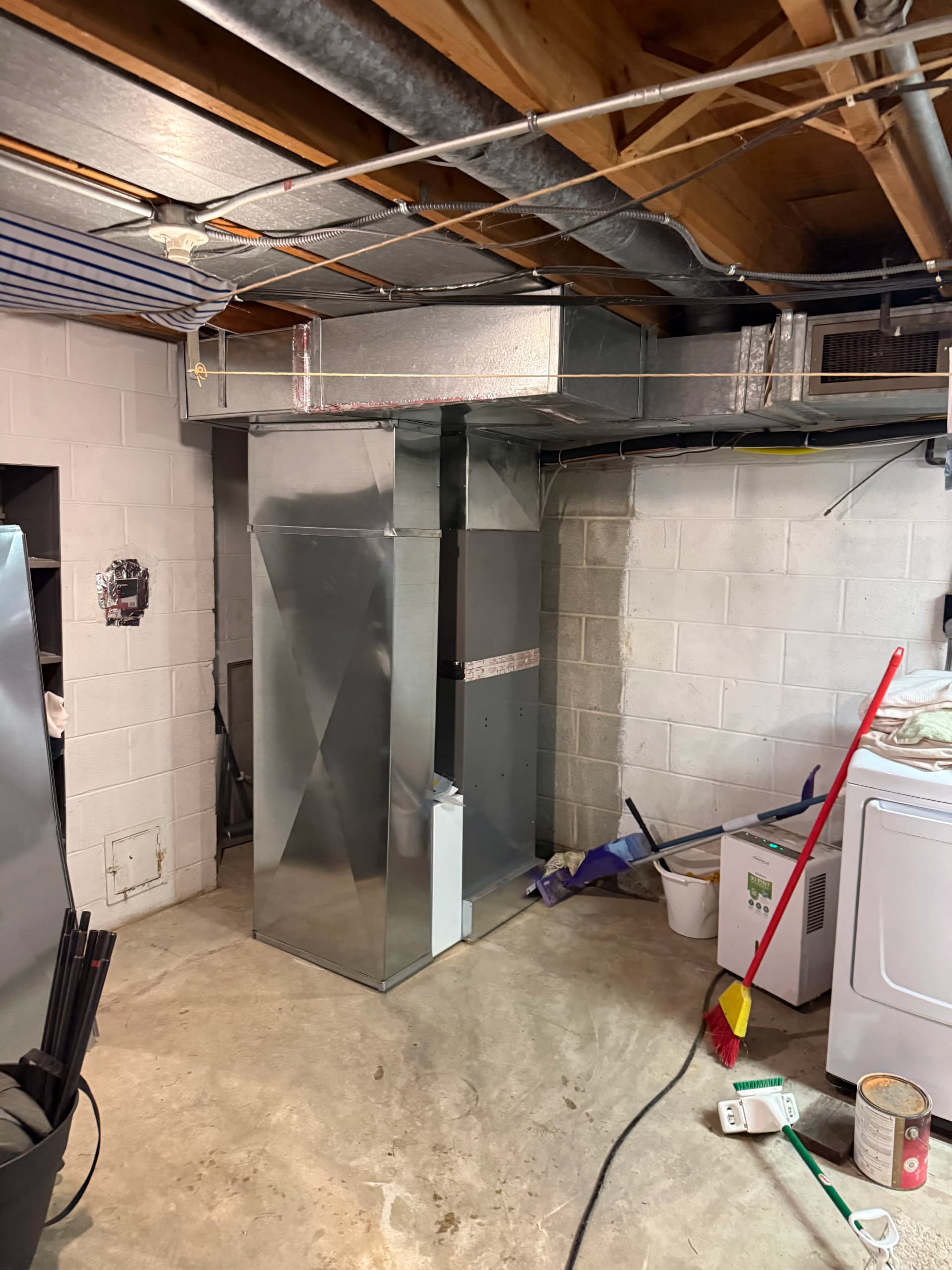 Gallery photos for Old Furnace and A/C Swapped Out for a Heat Pump Setup: Image #3